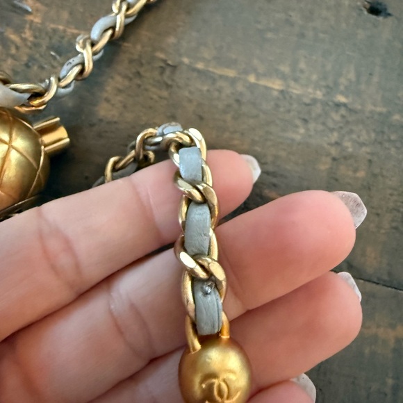 CHANEL 2022 mini pearl crush grey flap quilted handbag - Picture 9 of 11